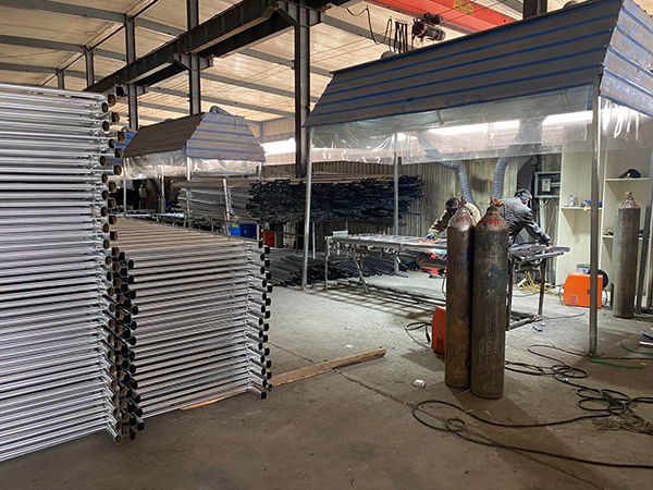 生產(chǎn)車(chē)間