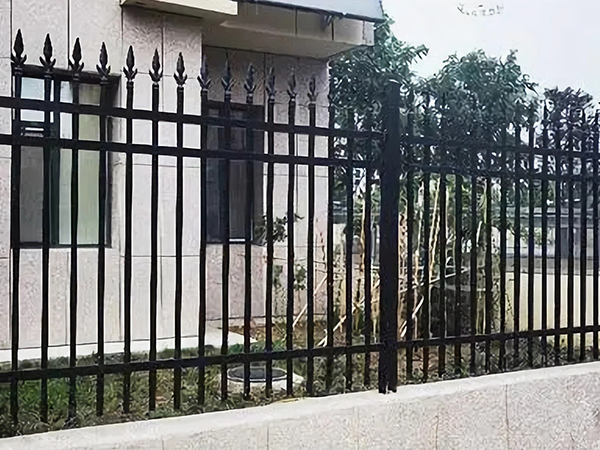 社區(qū)鋅鋼護(hù)欄 社區(qū)鋅鋼護(hù)欄