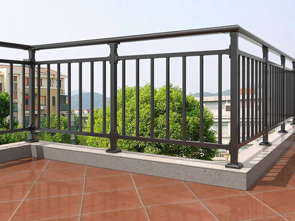 陽臺(tái)鋅鋼護(hù)欄圖片7